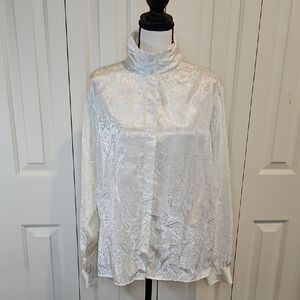 Vintage TR Bently Elegant White Women's Top Blouse Design Off White Silver 12
